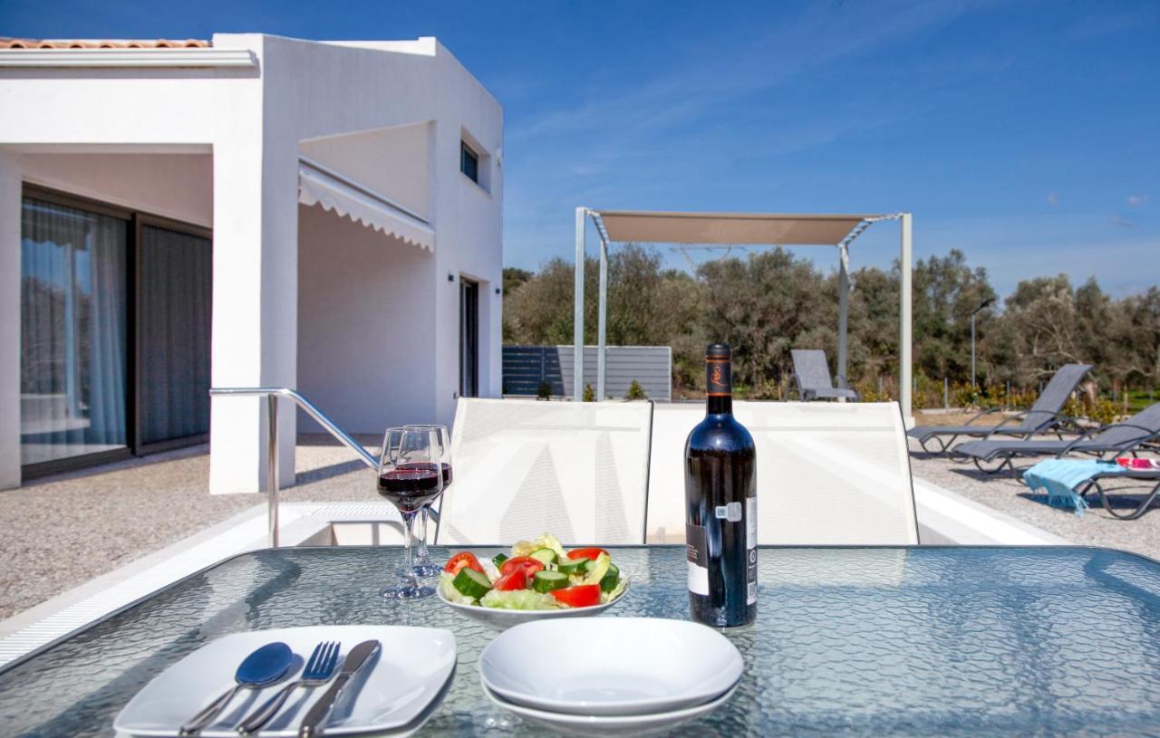 Naiades Villas Лигия Екстериор снимка